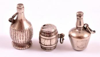 Ezüst (Ag.) palack, korsó formájú medálok ( 3db), jelzés nélkül, együtt nettó: 6,9 g
