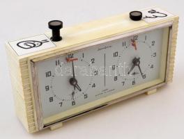 Jantar retró sakk óra, 11×21×6 cm
