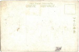 Japanese artillerymen with cannon. Russo-Japanese War military, TCV card (kopott sarkak / worn corne...