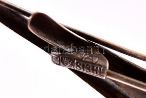 Ezüst(Ag) leveles bross, jelzett, h: 6,5 cm, bruttó: 5,1 g
