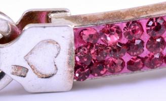 Ezüst(Ag) rózsaszín strasszokkal kirakott glídes karperec, jelzett, h: 20,5 cm, bruttó: 11 g