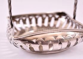 Bécsi ezüst(Ag) áttört füles kosárka, jelzett, 8×8×9,5 cm, nettó: 60,3 g