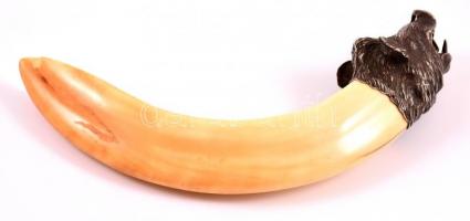 XIX. sz vége: Georg Adam Scheid: Vaddisznófejet mintázó vadász motívumos, ezüst-csont szivarvágó. Va...