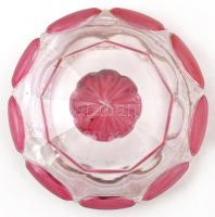 XIX. sz. közepe: Cseh csiszolt és gravírozott üveg serleg fedéllel  A gravírozás színezett felületen...