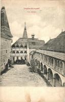 1905 Vajdahunyad, Hunedoara; vár belseje, udvar. Adler fényirda / Cetatea (Castelul) Huniadestilor / castle, courtyard (fl)