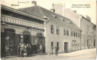 Orsova, Magyar király szálloda, Kügler Simon üzlete és kirakata, bejárat a tulajdonosokkal / Hotel König von Ungarn / hotel, shop front with owners (non PC) (ragasztónyom / glue marks)