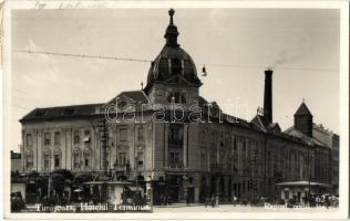 1926 Temesvár, Timisoara; Terminus szálló, hirdetőoszlop, üzletek, gyárkémény / Hotelul Terminus, Postavaria Richter Stoffe, Bererie Timisoreana, Birdev, Metrolux / Hotel, street, advertising column, shops, factory's chimney. photo