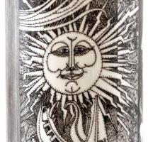 Hollóházi Szász Endre tervezte váza, matricás, jelzett, apró kopásokkal, m: 20 cm