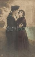 Romantikus osztrák-magyar matrózos képeslap / K.u.K. Kriegsmarine romantic postcard with mariner and his lover (fl)