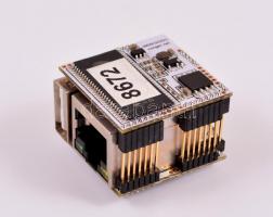 VoCore Mini Linux Computer + Dock (Ultimate) Méret: 2,5cm x 2,5cm x 3cm Az első sorozatból, használatlan. CPU: RT5350, 360 MHz, MIPS 24K,  RAM: 32MB, SDRAM,  NET: 100Mbps,  WIFI: 802.11n,  USB 2.0 Bővebben: https://vocore.io/