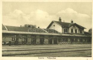 Csorna, GySEV (Győr-Sopron-Ebenfurti) vasútállomás. Kiadja Lobenwein Harald
