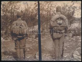 1916 M. kir. 1. honvéd gyalogezred. Hátizsák felszerelés hátulról nézve. 14x11 cm
