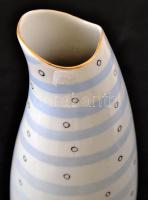 Hollóházi porcelán váza, kézzel festett, jelzett, hajszálrepedéssel, m: 20,5 cm