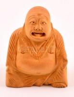 Faragott fa Buddha szobrocska, m: 7 cm