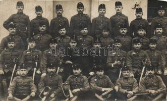 7db katonai fotó képeslap a tízes évekből, nagyrészt tábori postával