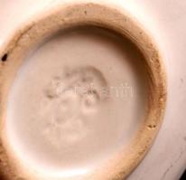 Iparművészeti Vállalatos Gorka füles tálka, mázas kerámia, jelzett, apró kopásokkal, 17,5×12,5×6 cm