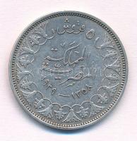 Egyiptom 1939. 5p Ag T:2 
Egypt 1939. 5 Piastres Ag C:XF