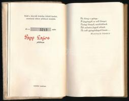 Fagyöngy. 1937 karácsony. Bp., 1937, Révai. Kiadói halina-kötésben, az elülső kötéstáblán törésnyomm...