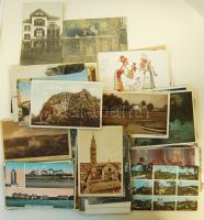 125 db magyar és külföldi városképes lap érdekességekkel az 1900-1930-as évekből közte számos érdekes bélyegzés