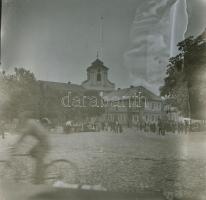 cca 1940 Privát negatívok ismeretlen szerzőtől, 99 db vintage negatív, 6x6 cm