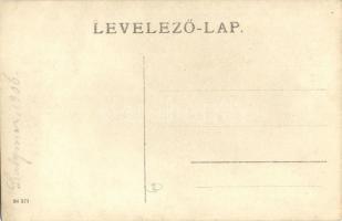 1906 Szatymaz, kastély, kúria kertje a család hölgy tagjaival, babakocsi taligából kialakítva. photo