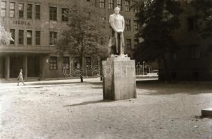 cca 1965 Budapest, X. kerület, Kőbánya - várostörténeti szempontból érdekes felvételek, 17 db vintag...