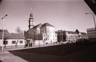 cca 1978 Kecskemét, várostörténeti szempontból érdekes felvételek, 95 db vintage negatív, tároló tas...