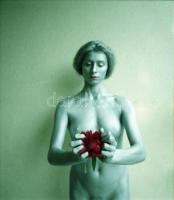 1989 Menesdorfer Lajos (1941-2005) budapesti fotóművész hagyatékából 16 db vintage negatív, a Bádoge...