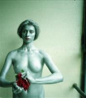 1989 Menesdorfer Lajos (1941-2005) budapesti fotóművész hagyatékából 16 db vintage negatív, a Bádoge...