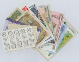 ~45db-os vegyes bankjegy, utalvány tétel a világ minden tájáról, közte kínai ételjegyek is T:I-III
...