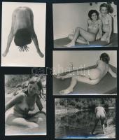 cca 1985 Vizuális örömök, szolidan erotikus felvételek, 13 db vintage fotó, 6x9 cm
