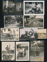 Motorosokról - különféle időpontokban és helyszíneken  - készült, 21 db vintage fotó és/vagy mai nag...