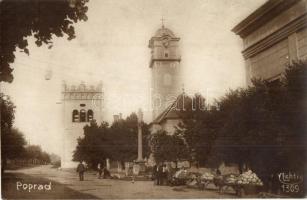 1926 Poprád (Tatra, Tatry); Fő tér, templom, Csonka-torony, piac árusokkal / main square, church, tower, market with vendors. Lichtig 1309.