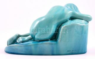 Zsolnay fekvő női akt, alapmázas, jelzés nélkül, apró kopás nyomokkal, m:13,5 cm, h:23 cm