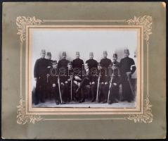 cca 1900 Borsy Béla soroksári fényképésznél készült csoportkép, pecséttel jelzett, 16,5x22,5 cm, kar...