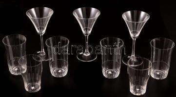 Vizes és talpas poharak, összesen: 9 db, egyik vizesen apró csorba, m:12 és 16 cm
