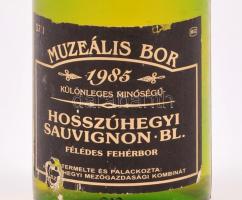 1985 Hosszúhegyi Sauvignon Blanc bontatlan palack fehérbor