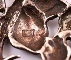 Ezüst(Ag) rózsás bross, jelzett, 4×4 cm, nettó: 12,2 g