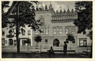 Lőcse, Levoca; Thurzov dom / Thurzó ház, Julius Wildfeuer, Mortenson üzlete / Thurzó palace, shops