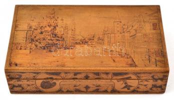 Fa doboz városi látképpel, 24×14×6,5 cm