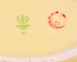 Hollóházi porcelán dobozka, matricás, jelzett, gyári mázhibával, 14×9×4 cm