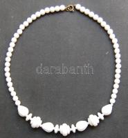 Régi üveggyöngy nyaklánc
