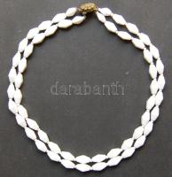 Régi üveggyöngy nyaklánc