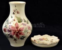 Zsolnay virágos váza és tálka, kézzel festett, jelzett, apró kopásokkal, m: 18 cm, ill. d: 12 cm