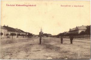 1913 Kiskunfélegyháza, Baromfi tér a kápolnával. W. L. 298. (EK)