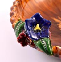 St. Peter Graz virágos tál, festett mázas majolika, jelzett, apró máz hibákkal, d:24 cm