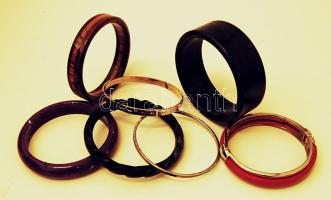 7db klf műanyag és fém karkötő