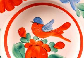 Jelzett osztrák mélytányér, kézzel festett, máz hibákkal, jelzett, d: 22,5 cm