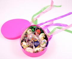 Vegyes húsvéti tojásdísz tétel (üveg, kerámia, porcelán), 11 db