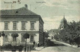 1906 Veszprém, Erzsébet sétány, Erzsébet királyné szobor (r)